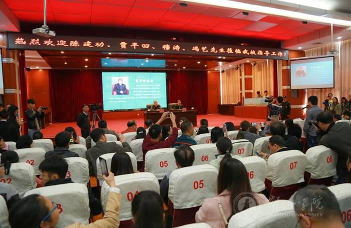 http://www.hzu.gx.cn/_mediafile/hzxy5228257/2019/11/22/4bm2kuw8nu.jpg